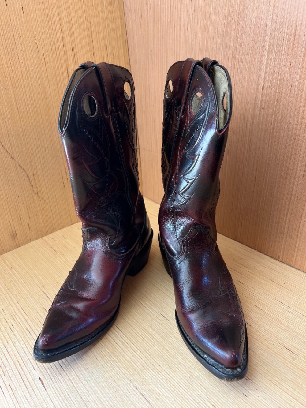 Durango black cherry dragon leather cowboy boots